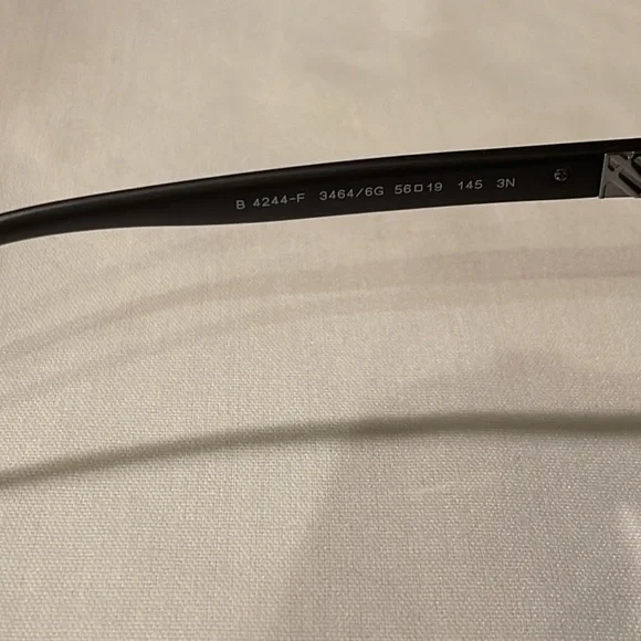 BURBERRY 4244-F3464/6G 56 19 145 Men’s Square black plastic frames, mirror lens - Picture 5 of 8
